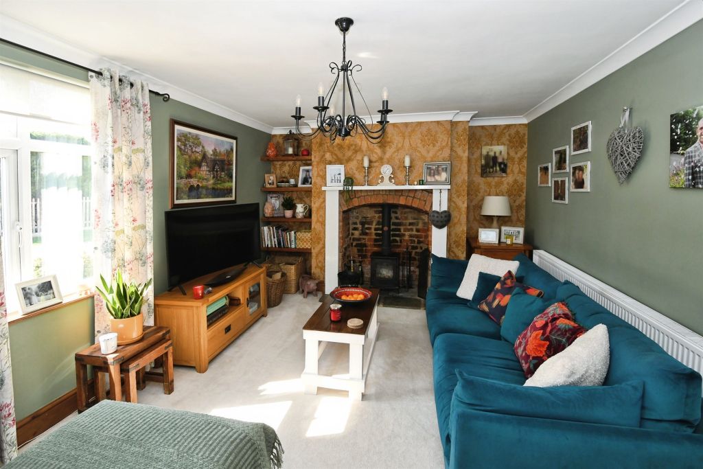 Property photo 2 of 22