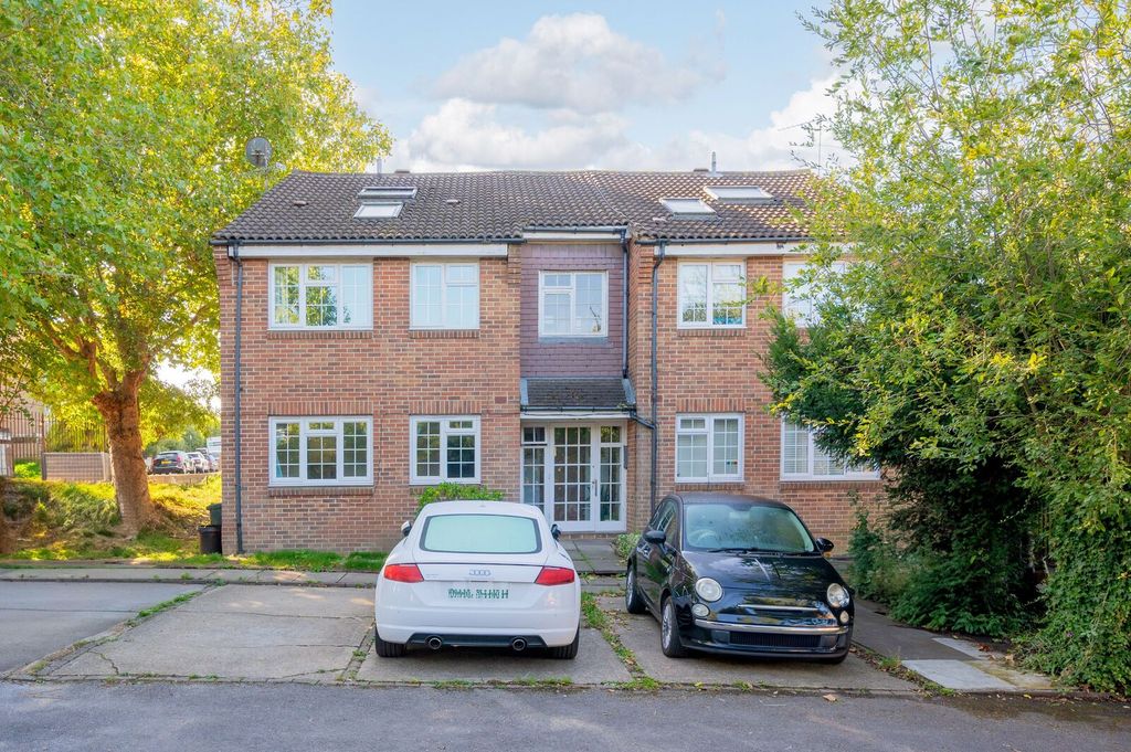 Property photo 3 of 7