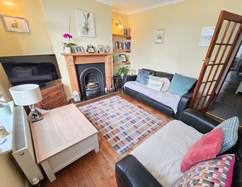 Property photo 3 of 19