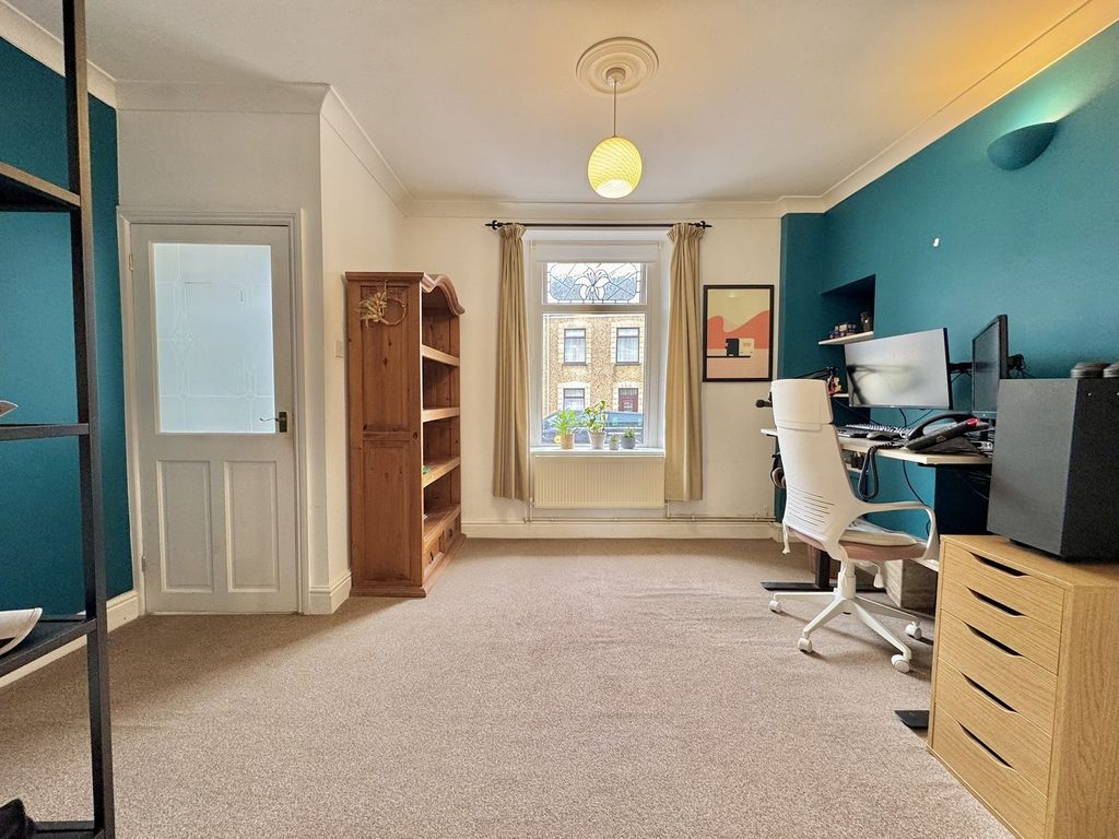 Property photo 3 of 18 Not Specified