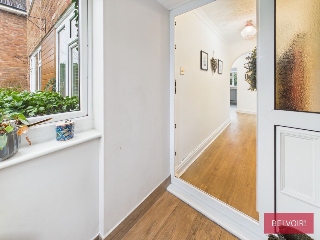 Property photo 2 of 28