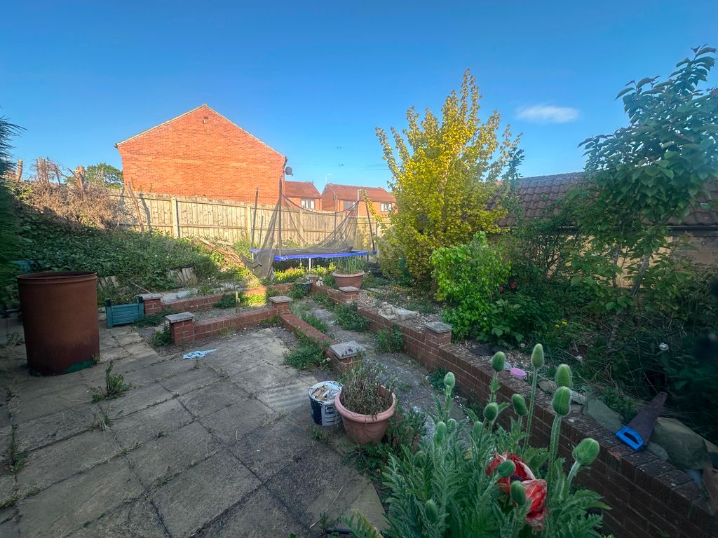 Property photo 2 of 7