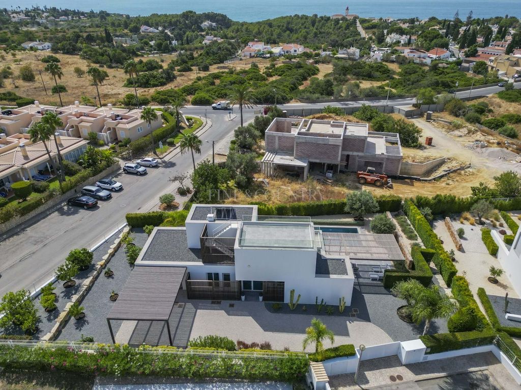 Property photo 2 of 30