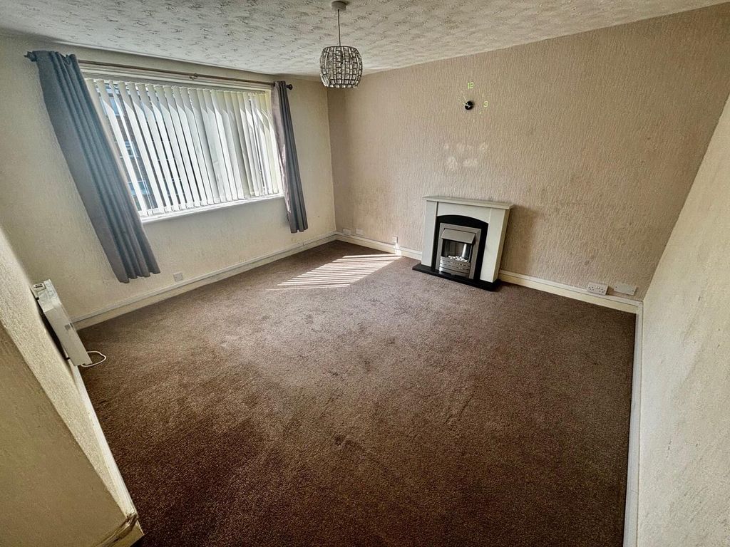 Property photo 2 of 13 Living Room