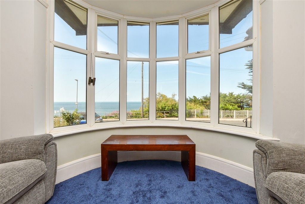 Property photo 2 of 20 Lounge Area