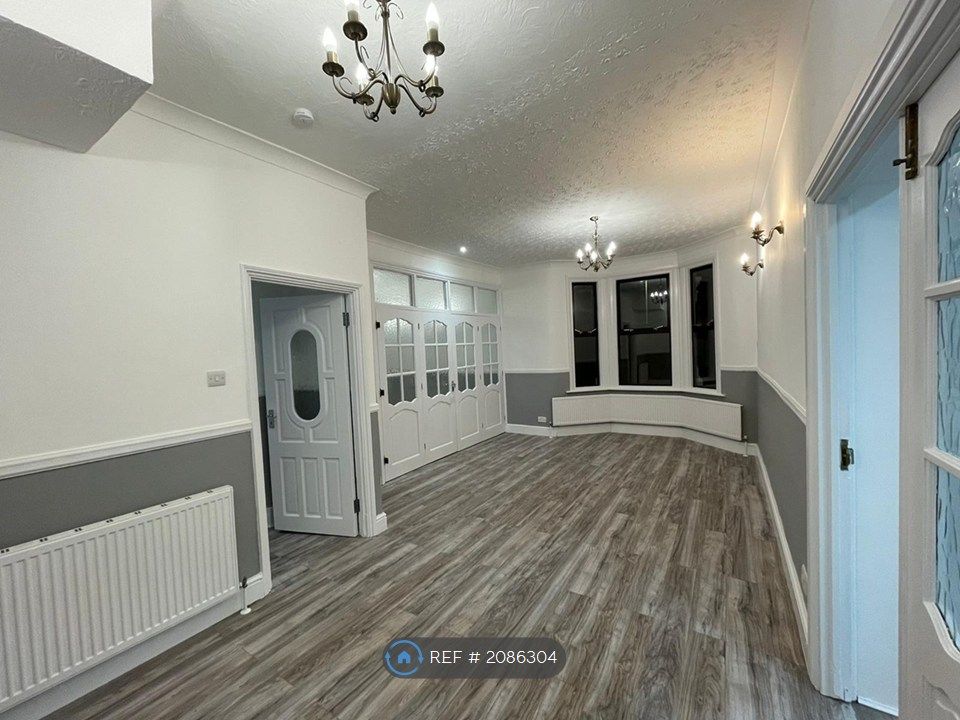 Property photo 2 of 31 Reception Room