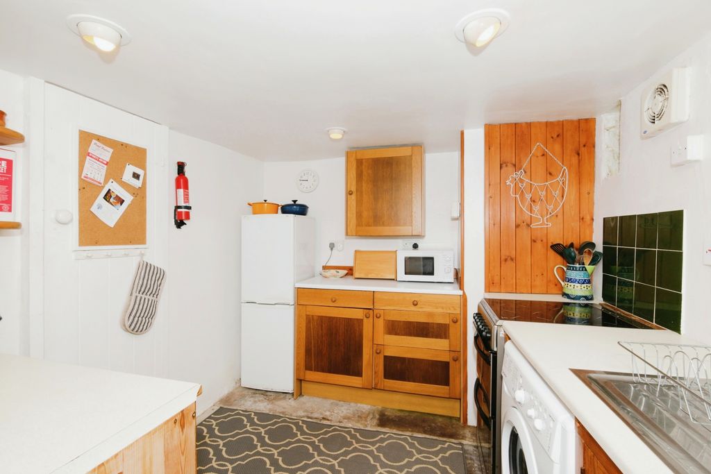 Property photo 3 of 11 Photography