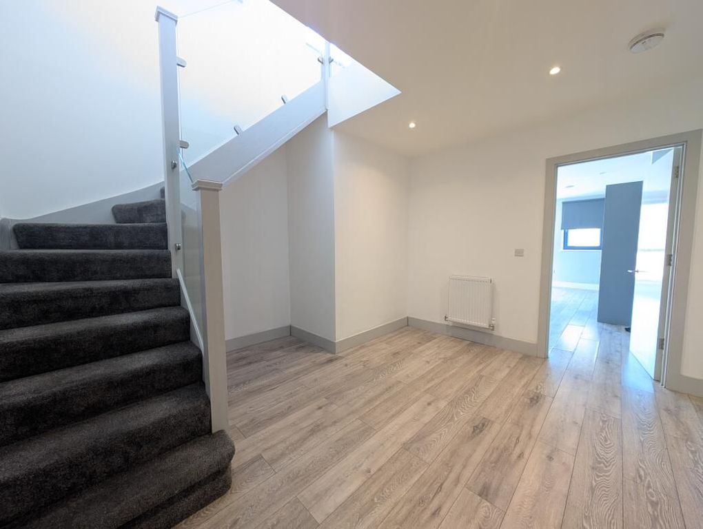 Additional image 24 of 10 bed flat for sale32 Apartments For Sale, Varis Court, Station Approach Road, Coulsdon CR5