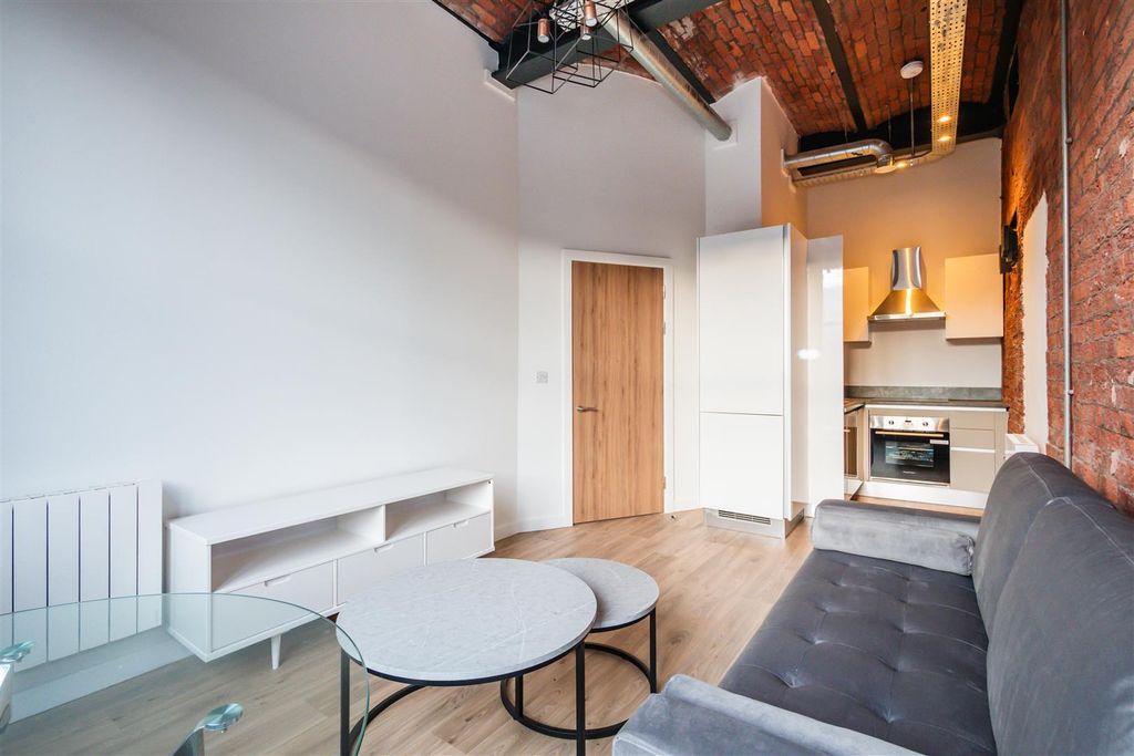 Property photo 1 of 10 Bdwglt2Hley4Mkna0Ehfca (1).Jpg