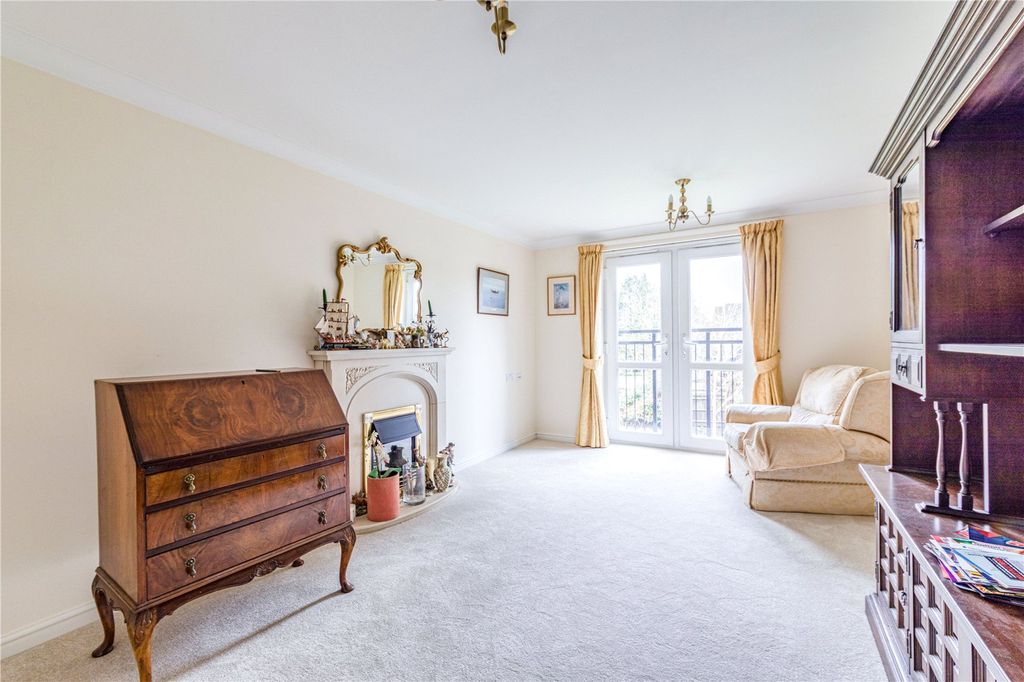 Property photo 2 of 8 Living Room