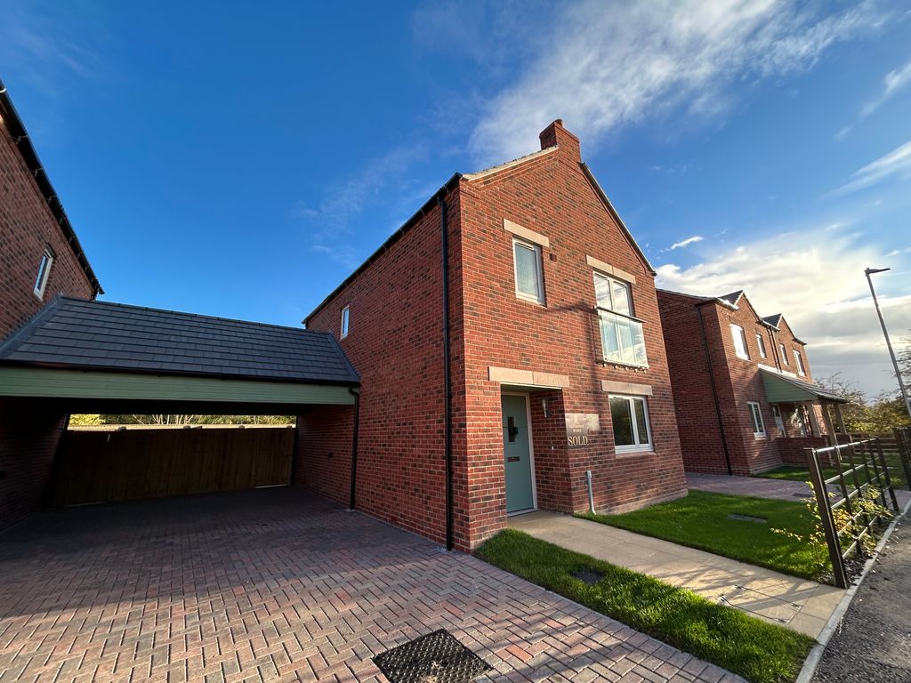 Property photo 1 of 17 Front