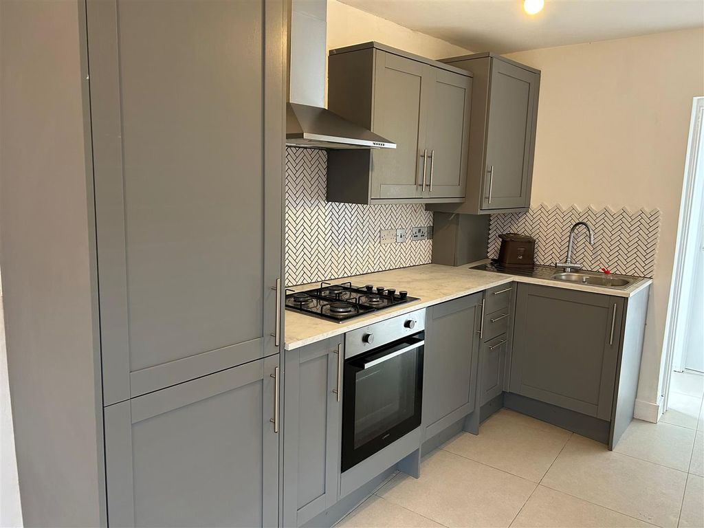 Property photo 1 of 8 10.Jpg