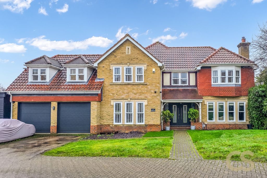 Property photo 1 of 35 4870590