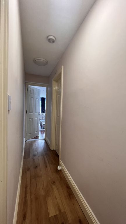 Property photo 2 of 11 Photo 8