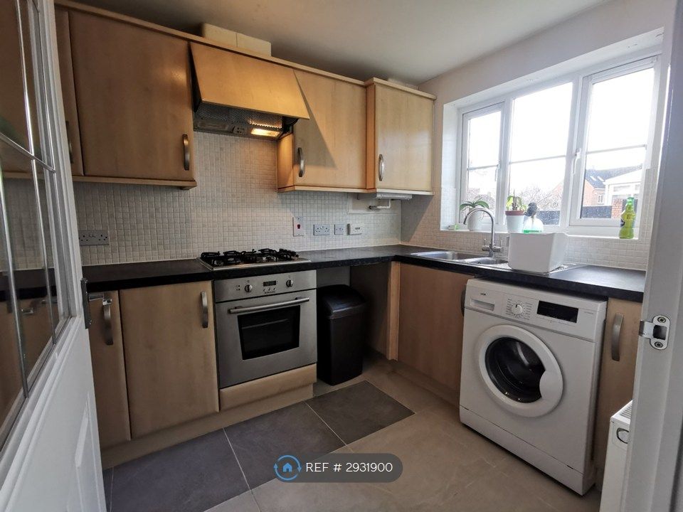 Property photo 2 of 12 Kitchen View 1
