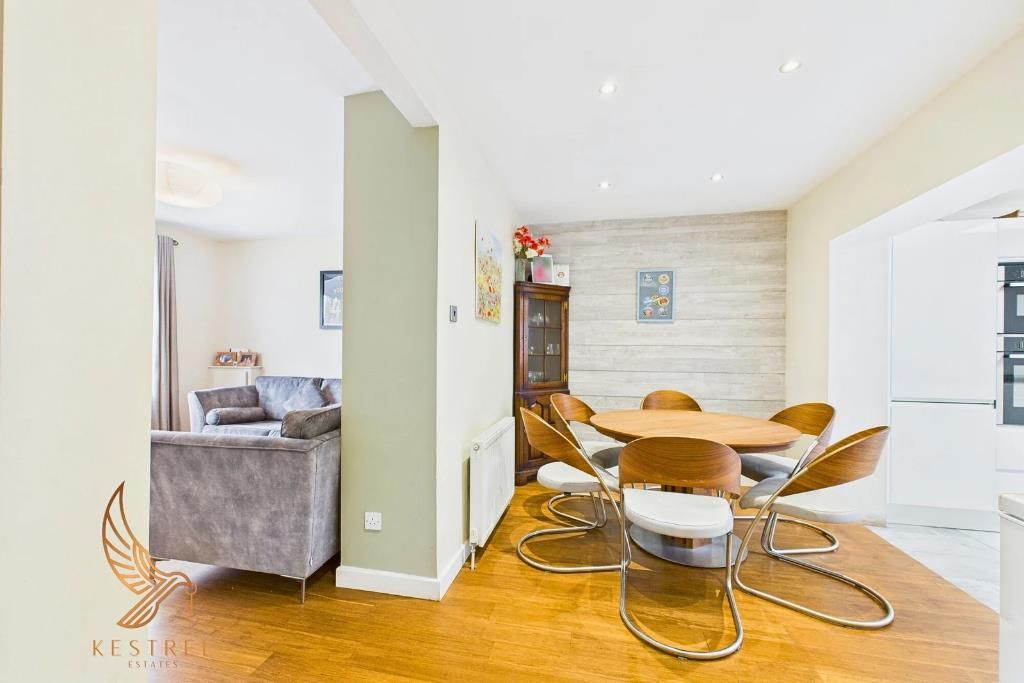 Property photo 3 of 21 Bell Lane_20251106_083148_0002.Png