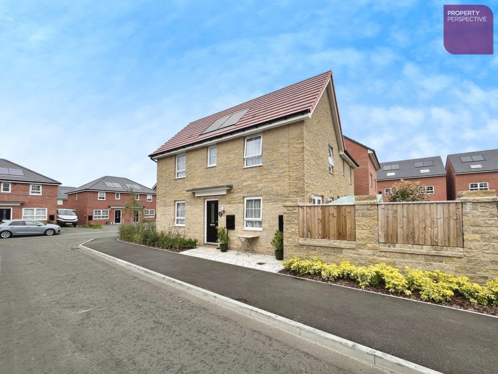 Property photo 1 of 18 Pbox-Street_Scape-329308.Jpg