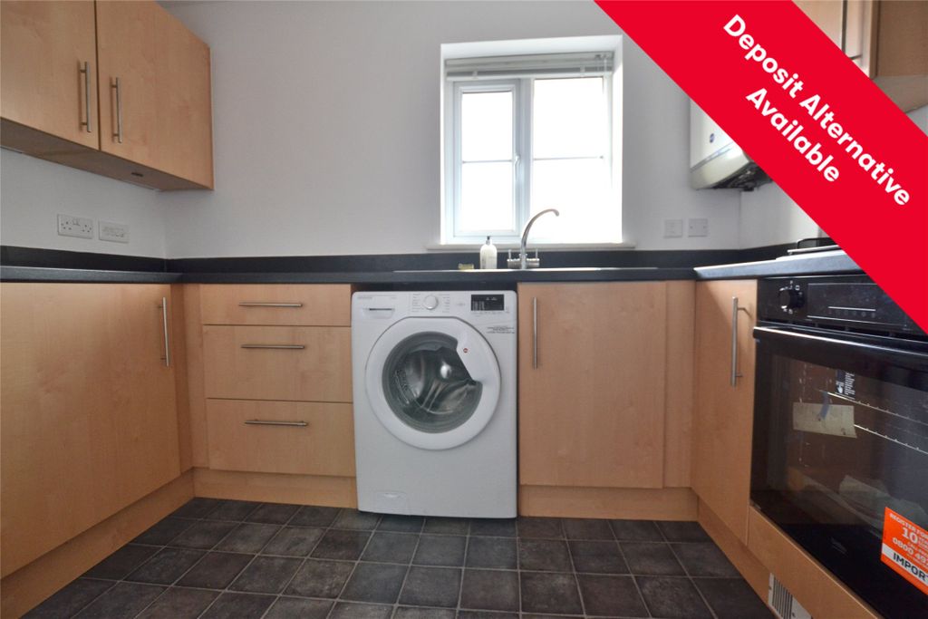 Property photo 1 of 10 Kitchen