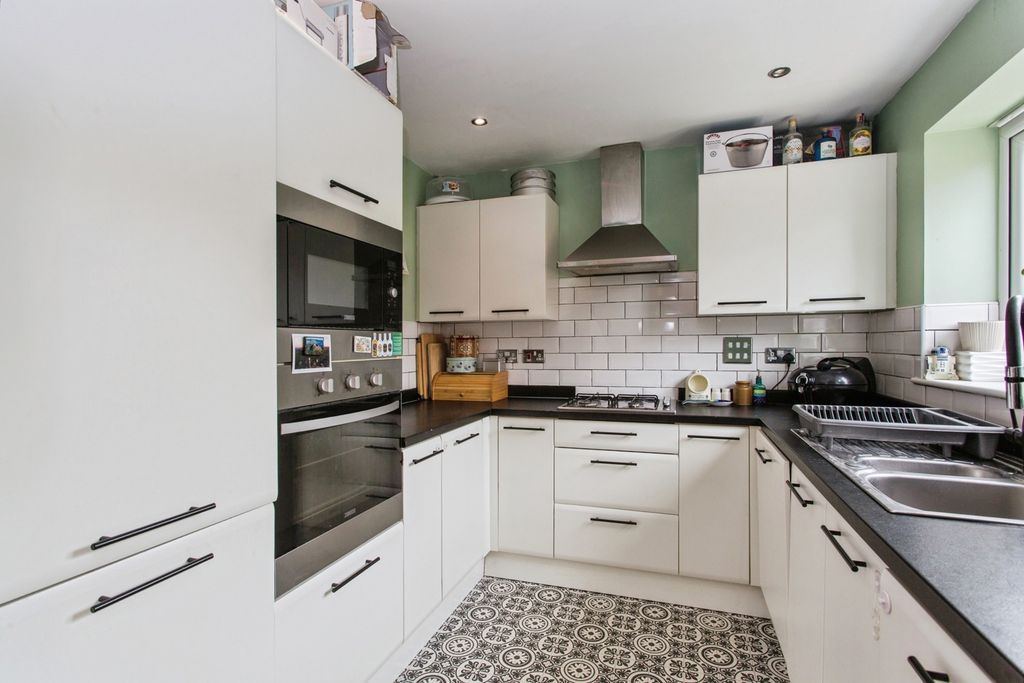 Property photo 2 of 19 Pbox-Img.Jpg