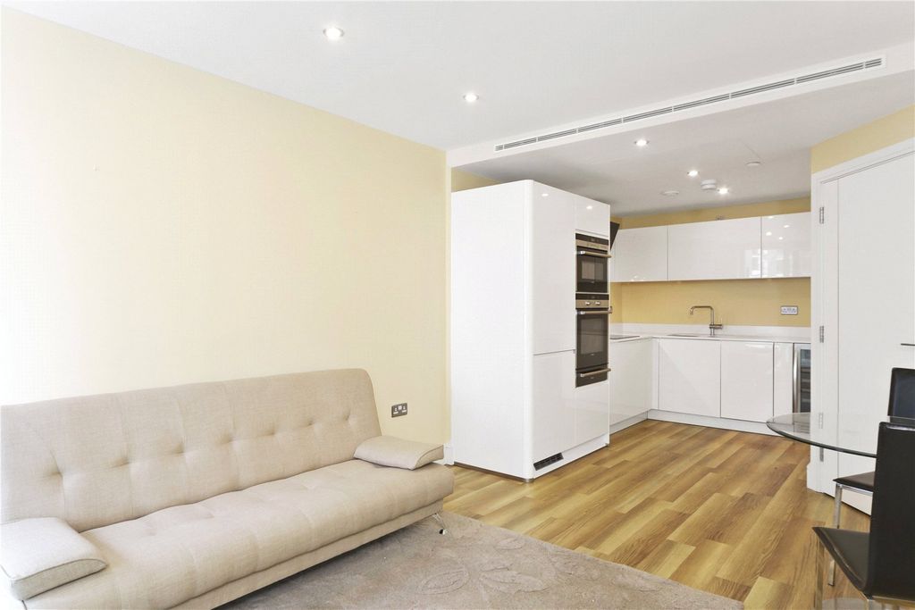 Property photo 3 of 12 Picture No. 15