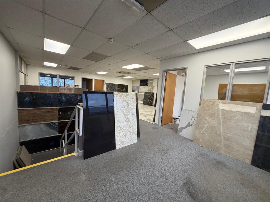 Property photo 3 of 12 2.Jpg