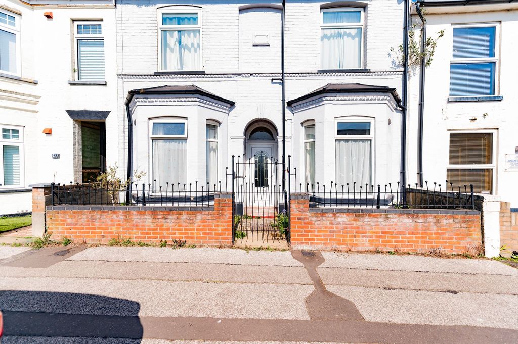 Property photo 1 of 22
