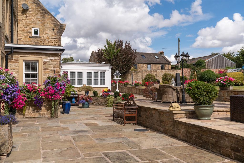 Additional image 75 of 7 bed detached house for salePark Hall, Parkhall Lane, Spinkhill, Sheffield S21