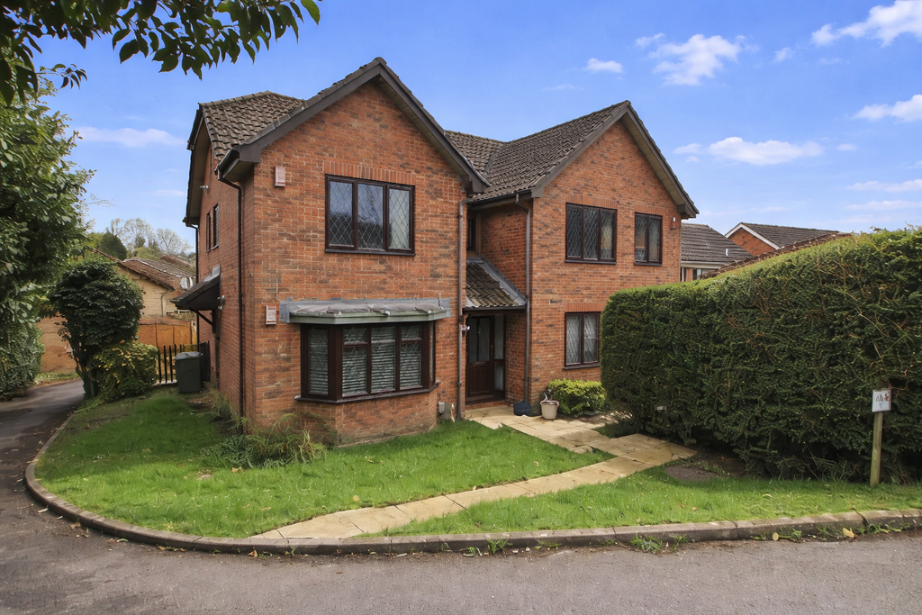 Property photo 1 of 8