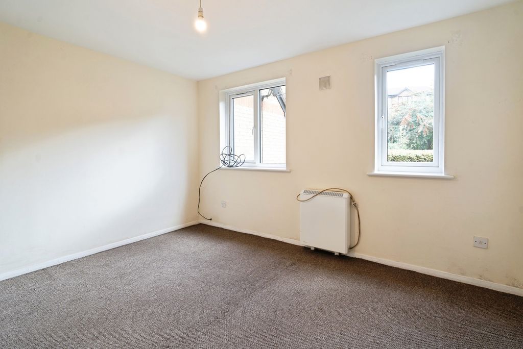 Property photo 2 of 14 Photo