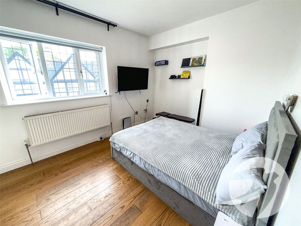 Property photo 2 of 11 Picture No. 04