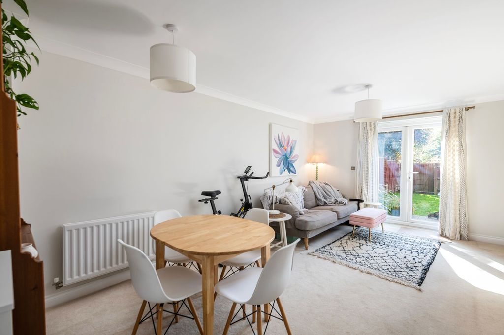 Property photo 3 of 16