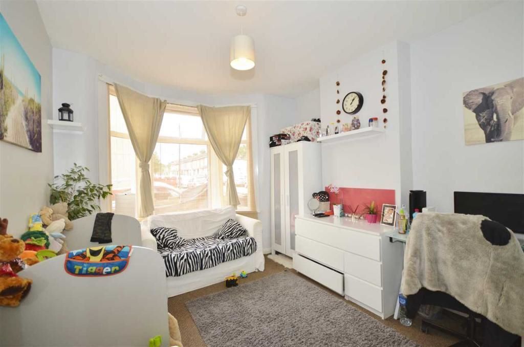 Property photo 2 of 5