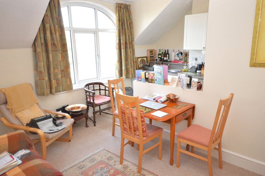 Property photo 2 of 7 Picture No. 05