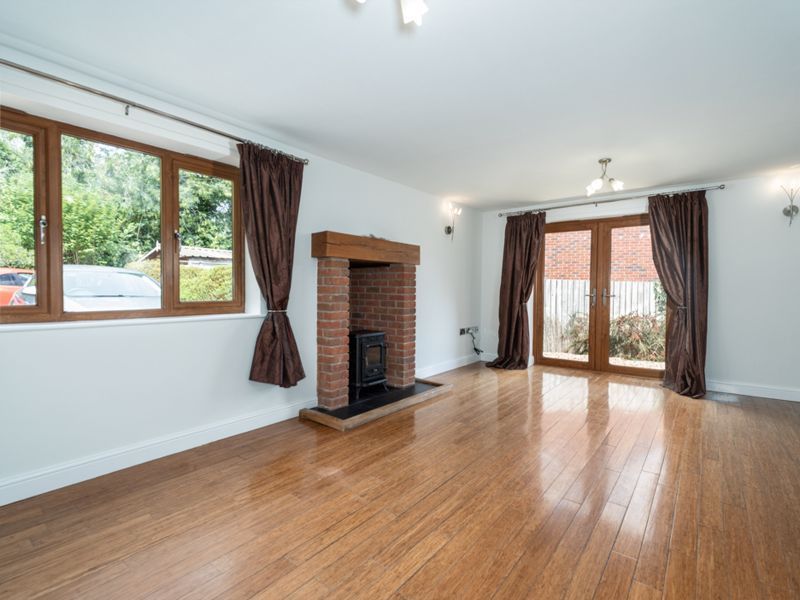Property photo 3 of 18 Photo 6
