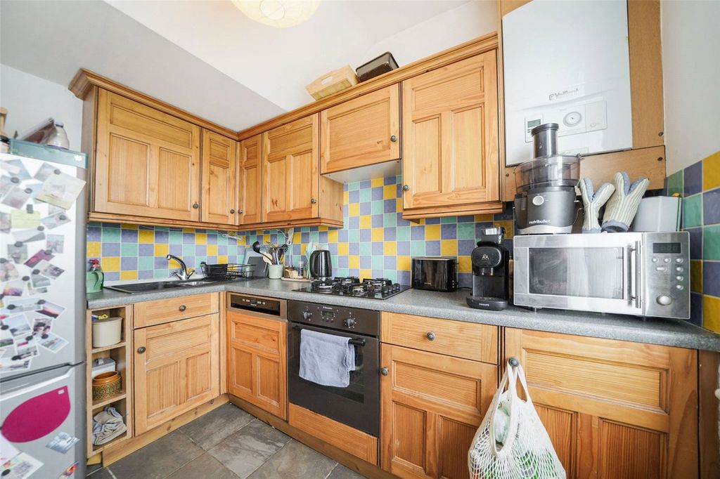 Property photo 2 of 16 Picture No. 03