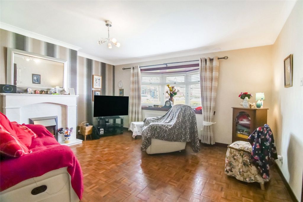 Property photo 3 of 22 Picture No. 14