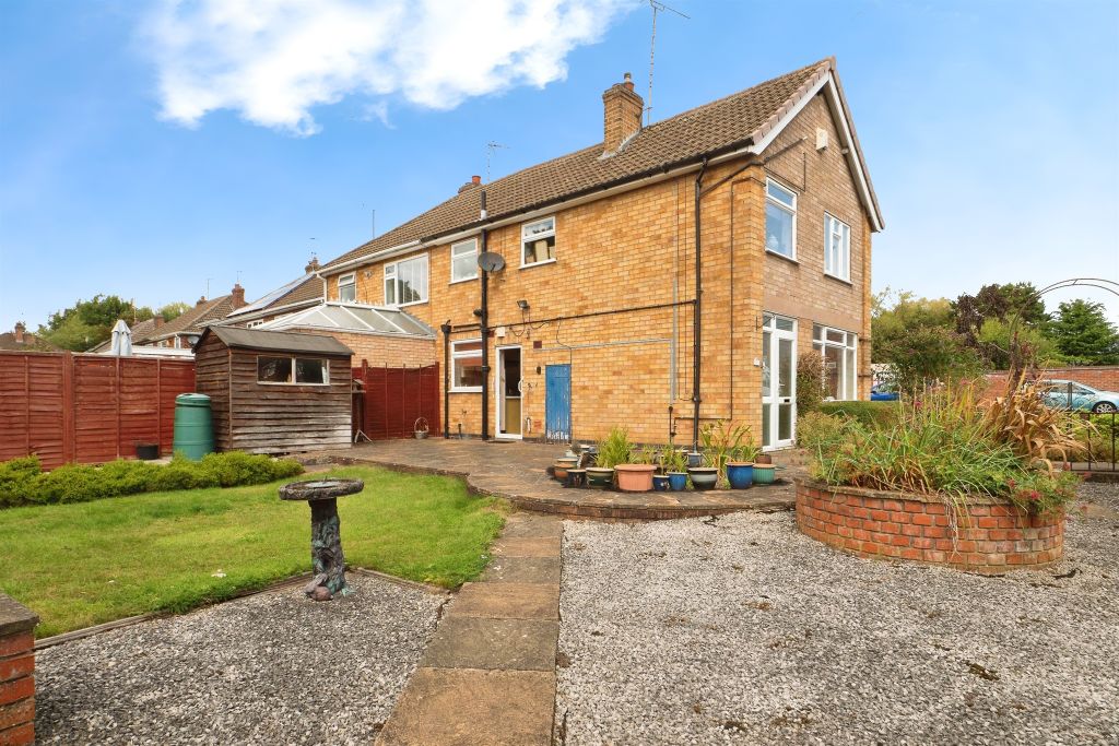 Property photo 2 of 17