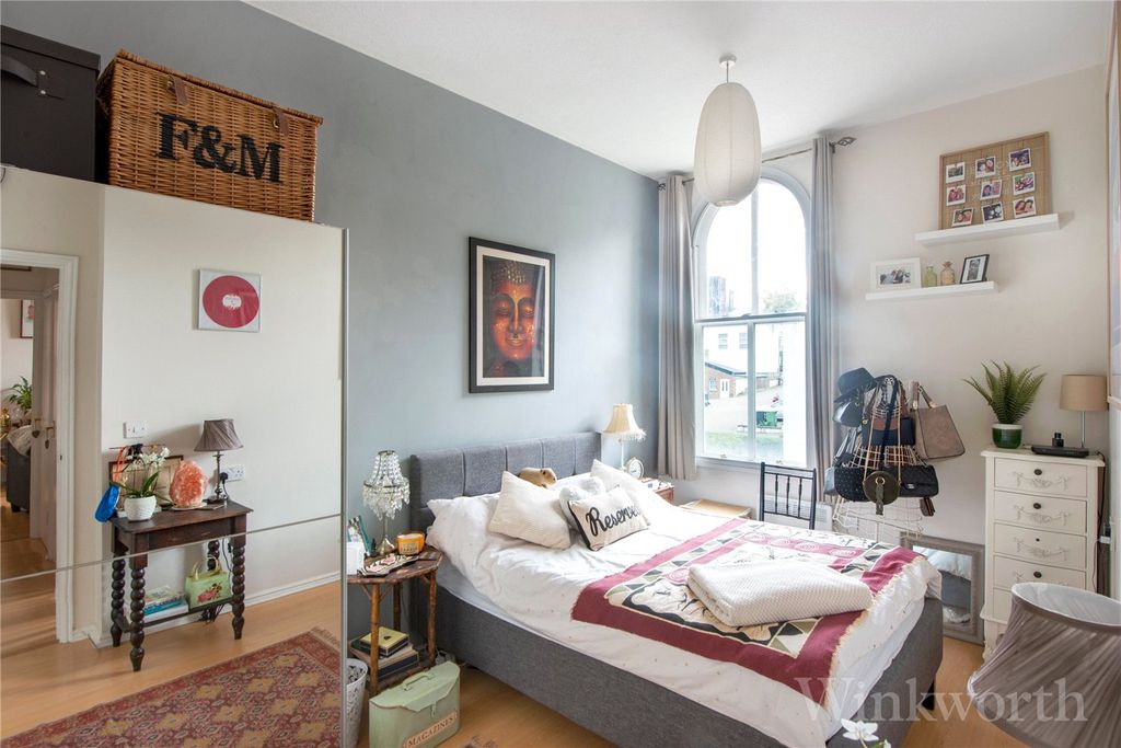 Property photo 3 of 10 Picture No. 06