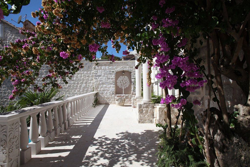 Property photo 3 of 27 <Alttext/>