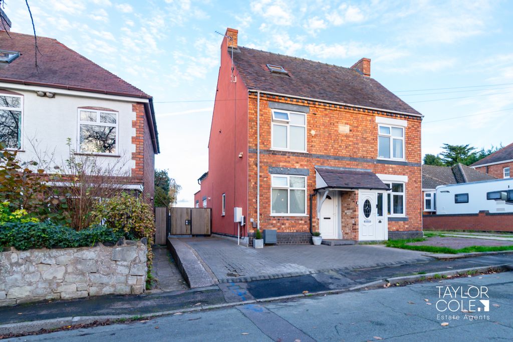 Property photo 1 of 34