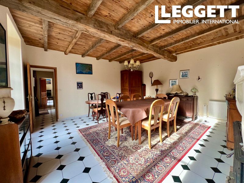 Property photo 3 of 10