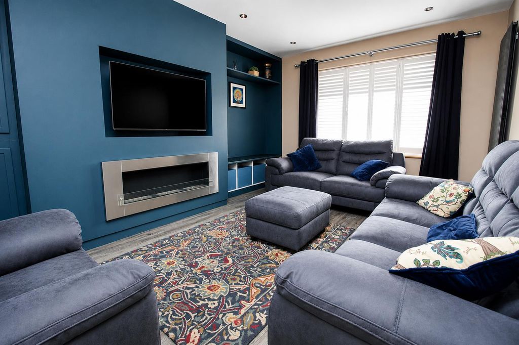 Property photo 3 of 13 11.Png