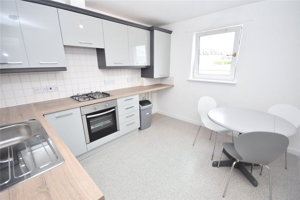 Property photo 3 of 7 Photo 3