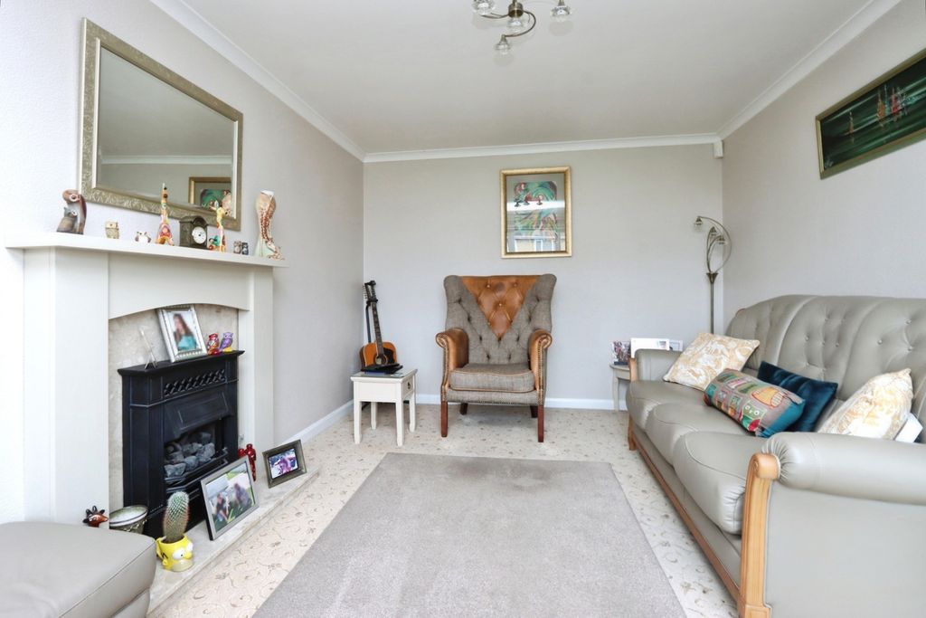 Property photo 3 of 27 Pbox-Img.Jpg