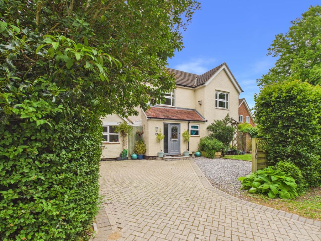 Property photo 1 of 40