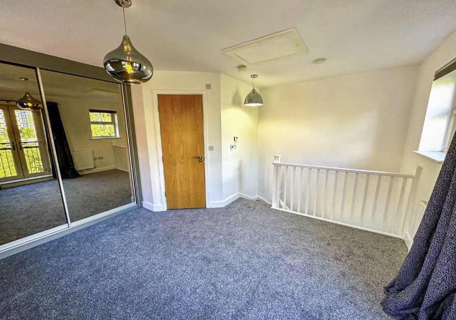 Property photo 3 of 11 Picture No. 31