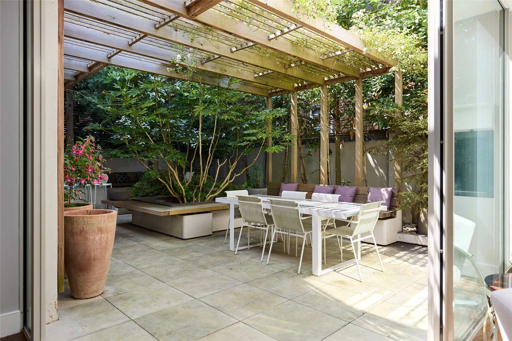 Property photo 3 of 46 Picture No. 74