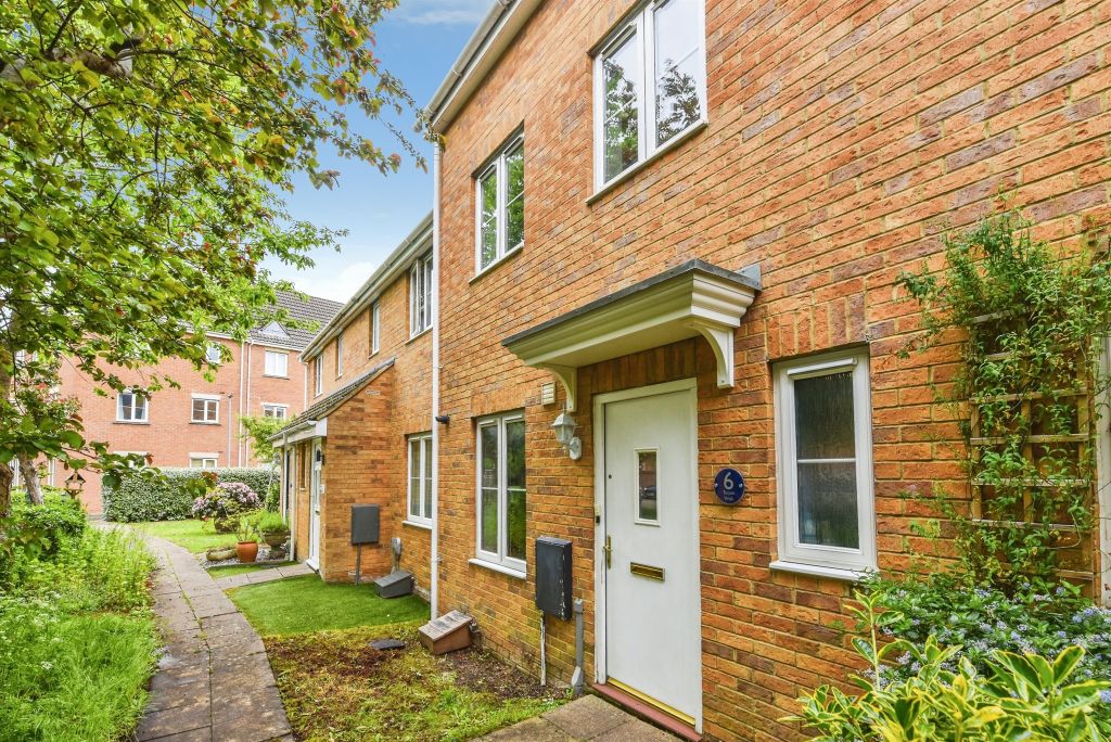 Property photo 1 of 16