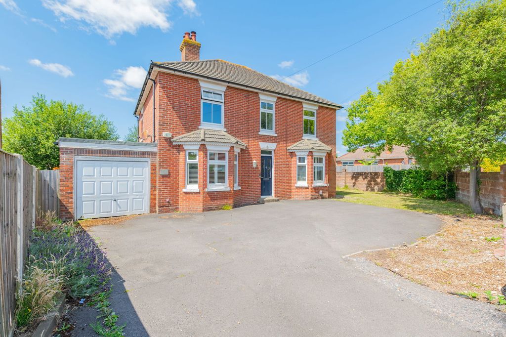 Property photo 1 of 29