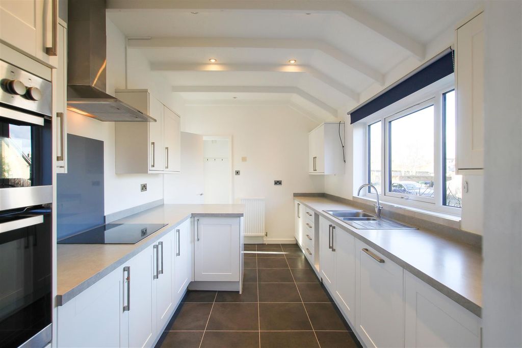 Property photo 2 of 18 Img_1727.Jpg